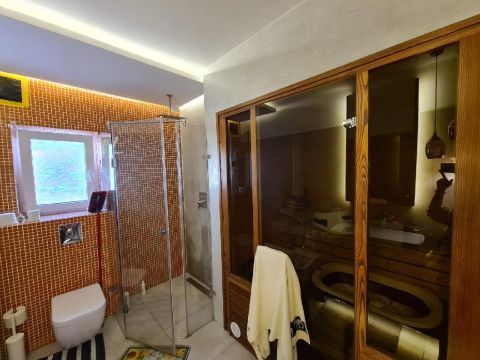 Eladó Lakás 1064 Budapest 6. kerület 1064 Budapest 6, Terézváros