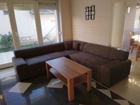 Eladó Ház 6771 Szeged a Szőreg Malom buszforduló közelében