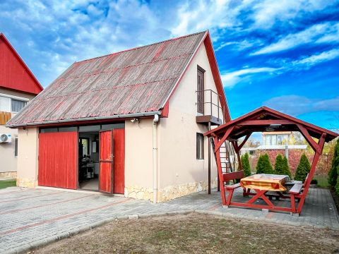 Eladó Ház 8600 Siófok Sóstói városrészben 