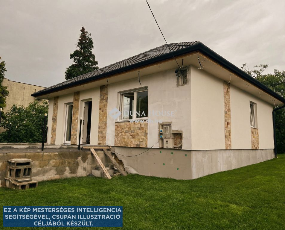 8314 Vonyarcvashegy , Főút és a Balaton között elhelyezkedő — 1/9