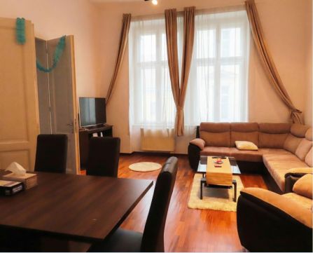 Kiadó Lakás 1014 Budapest 1. kerület , Úri utca