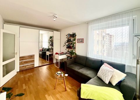 Eladó Lakás 1118 Budapest 11. kerület Csíkihegyek utca