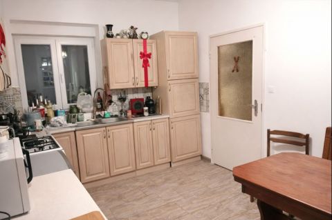 Eladó Ház 9421 Fertőrákos Felsőszikla sor közelében. 