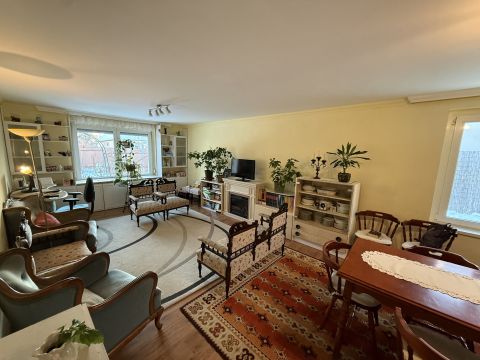 Eladó Ház 4033 Debrecen , Júliatelepen eladó nappali + 2 szobás családi ház 