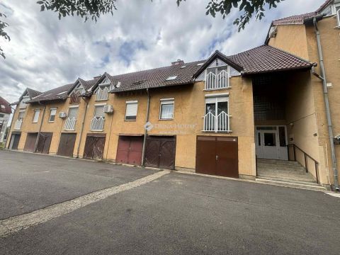 Kiadó Lakás 7940 Szentlőrinc 