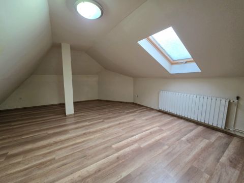 Eladó Lakás 2700 Cegléd , Cegléd, Kossuth tér 