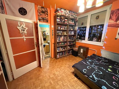 Eladó Lakás 1201 Budapest 20. kerület 55 nm-es, erkélyes lakás a városközponttól pár perc sétára