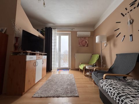 Eladó Lakás 2151 Fót 