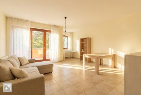 Eladó Lakás 8600 Siófok Vitorlás utca - Hotel Yacht Club közelében