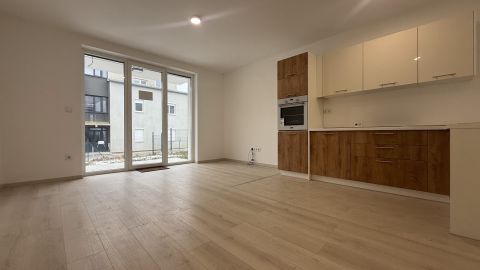 Eladó Lakás 9700 Szombathely Szombathely oladi platón