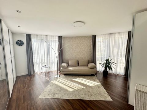 Eladó Lakás 1122 Budapest 12. kerület , Kissvábhegy