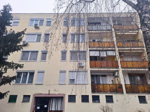 Eladó Lakás 8300 Tapolca 