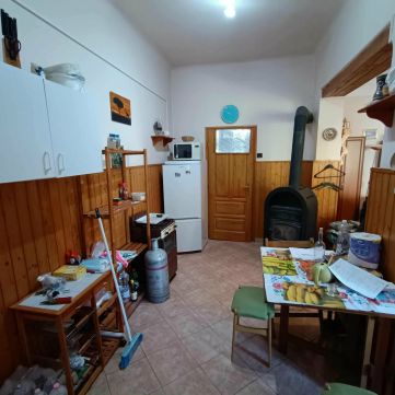 Eladó Lakás 6000 Kecskemét 