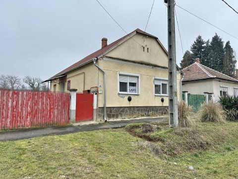 Eladó Ház 9673 Káld 