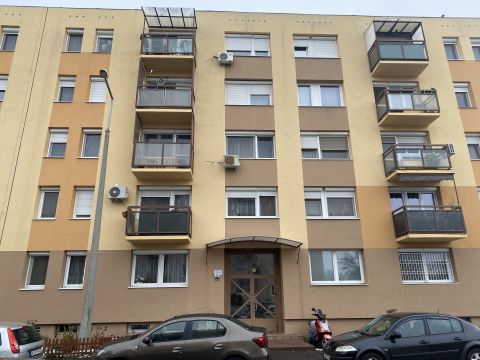 Eladó Lakás 1173 Budapest 17. kerület 