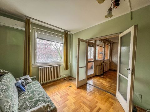 Eladó Lakás 1212 Budapest 21. kerület , Csepel pláza mellett, beépített erkéllyel