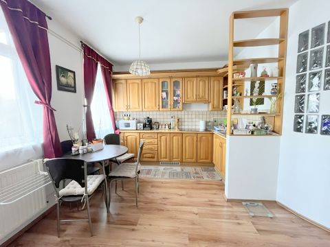 Eladó Lakás 2011 Budakalász 