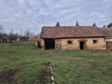 Eladó Ház 8671 Kapoly Önfenntartó életmódot kedvelők részére!
