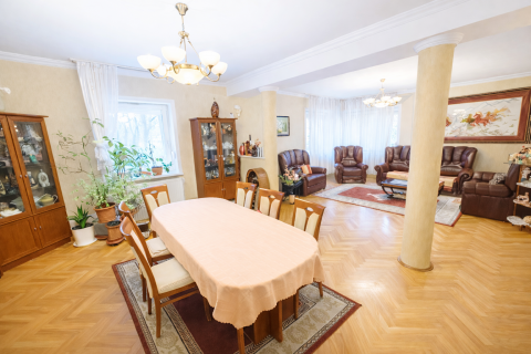 Eladó Ház 1165 Budapest 16. kerület 