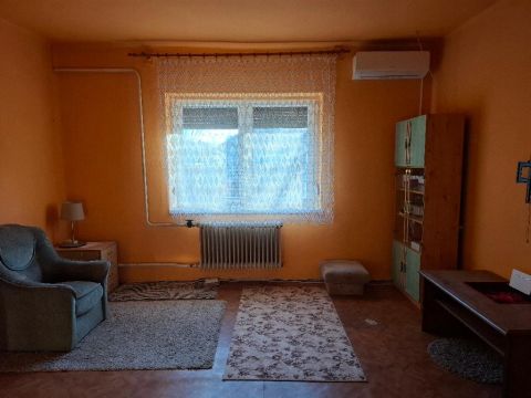 Eladó Ház 5600 Békéscsaba 5600 Békéscsaba, Oncsa kertek