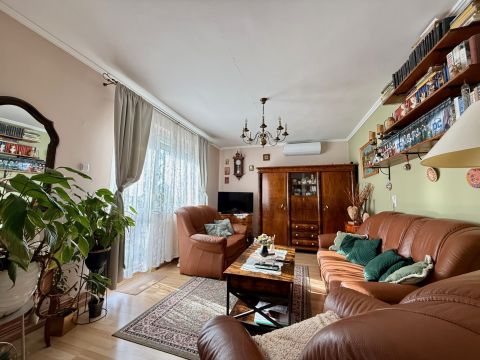 Eladó Lakás 8230 Balatonfüred , Balatonfüred kedvelt utcájában