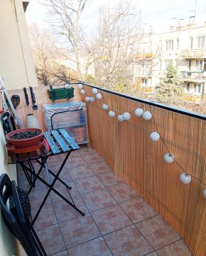 Eladó Lakás 1225 Budapest 22. kerület , 22.ker, frekventált zöldövezeti részén, 1,5szobás, erkélyes