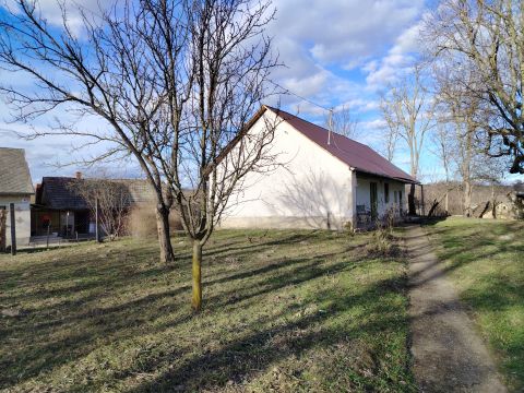 Eladó Ház 8138 Szabadhídvég 