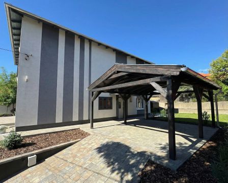 Eladó Ház 1213 Budapest 21. kerület , Teljes körűen felújított ingatlan belső látványtervekkel !