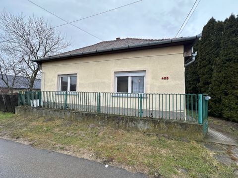 Eladó Ház 7045 Györköny , Györköny nyugodt részén