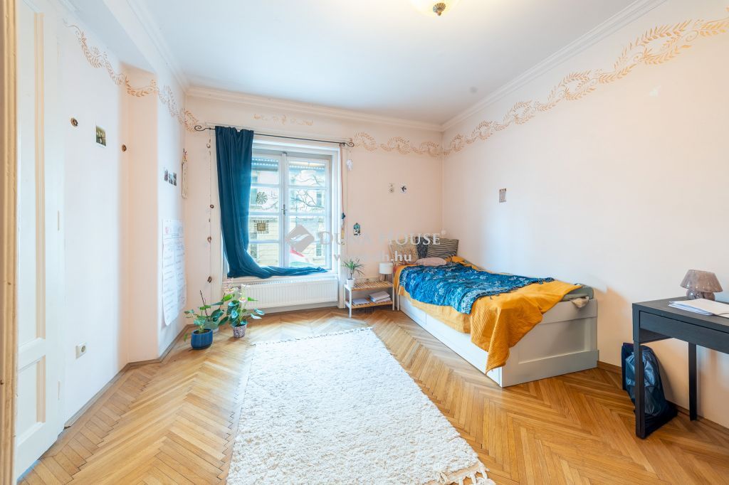 1024 Budapest 2. kerület — 1/11