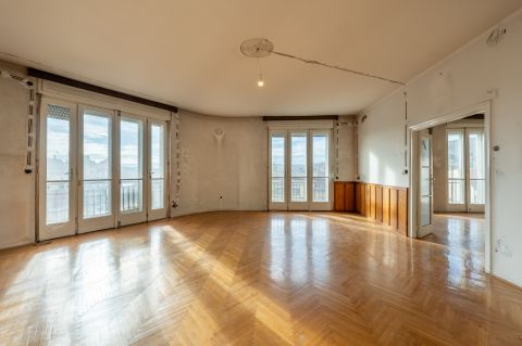 Eladó Lakás 1024 Budapest 2. kerület 