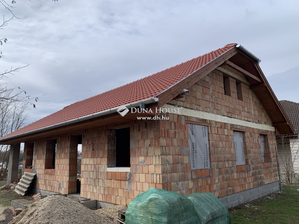 2376 Hernád , Buszmegforduló közelében — 1/26