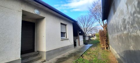 Eladó Ház 2365 Inárcs Két generációs családi ház