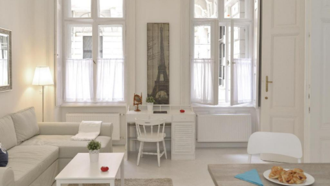 Eladó Lakás 1052 Budapest 5. kerület , Exkluzív lakás a Párizsi utcában 