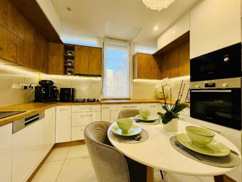 Eladó Lakás 4002 Debrecen 4028 Debrecen, Nagyerdő