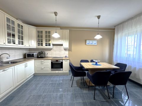 Eladó Ház 2113 Erdőkertes 