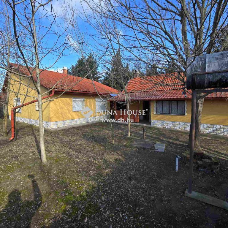6000 Kecskemét , Máriahegy jó állapotú ház eladó! — 1/12