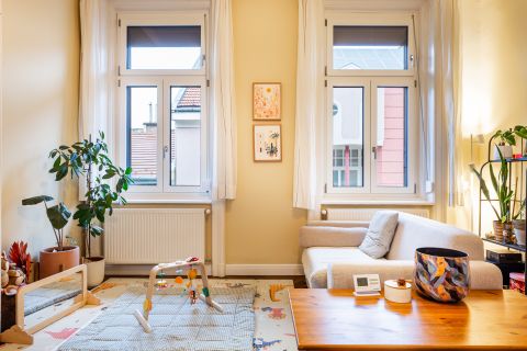 Eladó Lakás 1063 Budapest 6. kerület Bajnok utcában, 2.em.-i, csendes 2+1 szobás felújított lakás