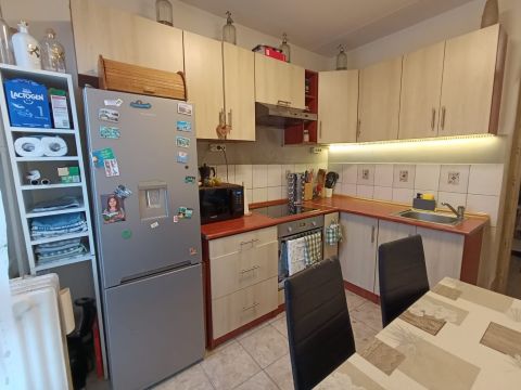 Eladó Lakás 7700 Mohács , Felújított lakás a 2. emeleten