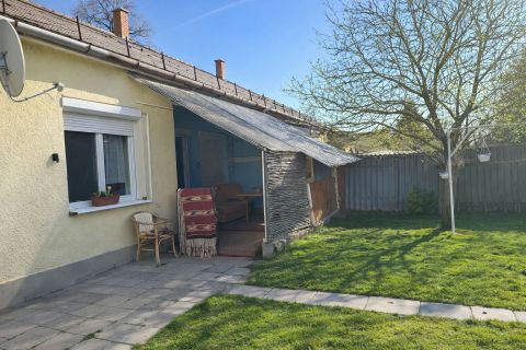 Eladó Ház 2855 Bokod , Bokod 3-as utca közelében 