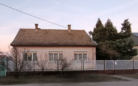 Eladó Ház 6050 Lajosmizse , Lajosmizse 3 szobás családi ház
