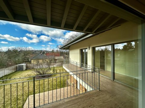 Eladó Lakás 1028 Budapest 2. kerület , Hidegkúti út közelében