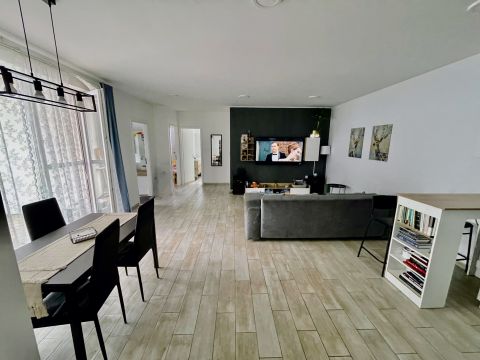 Eladó Ház 2371 Dabas , Csendes utcában