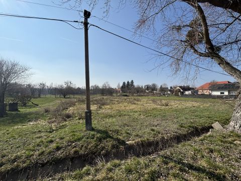 Eladó Telek 2853 Kömlőd 