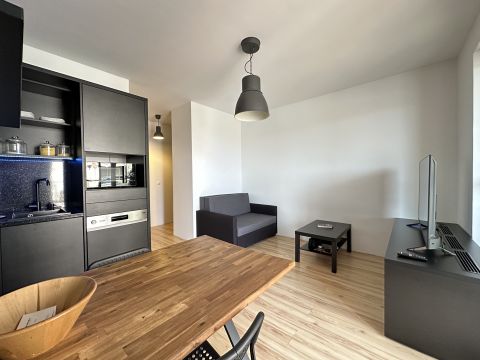 Eladó Lakás 8600 Siófok , Panorámás, 34 m2-es lakás 10m2-es terasszal.