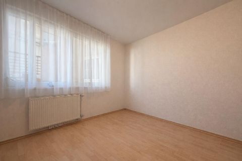 Eladó Lakás 1038 Budapest 3. kerület 1038 Budapest 3, Óbuda