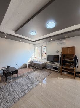 Eladó Ház 2220 Vecsés Vecsés központi részén vonatállomáshoz közel!