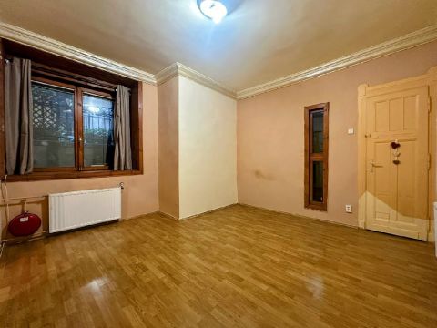 Eladó Lakás 1071 Budapest 7. kerület , 1071 Budapest 7, Bethlen Gábor tér