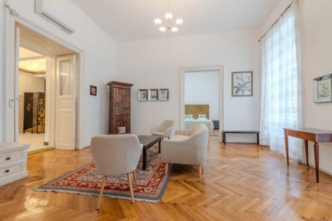 Kiadó Lakás 1056 Budapest 5. kerület 