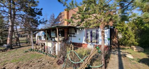 Eladó Ház 2700 Cegléd 